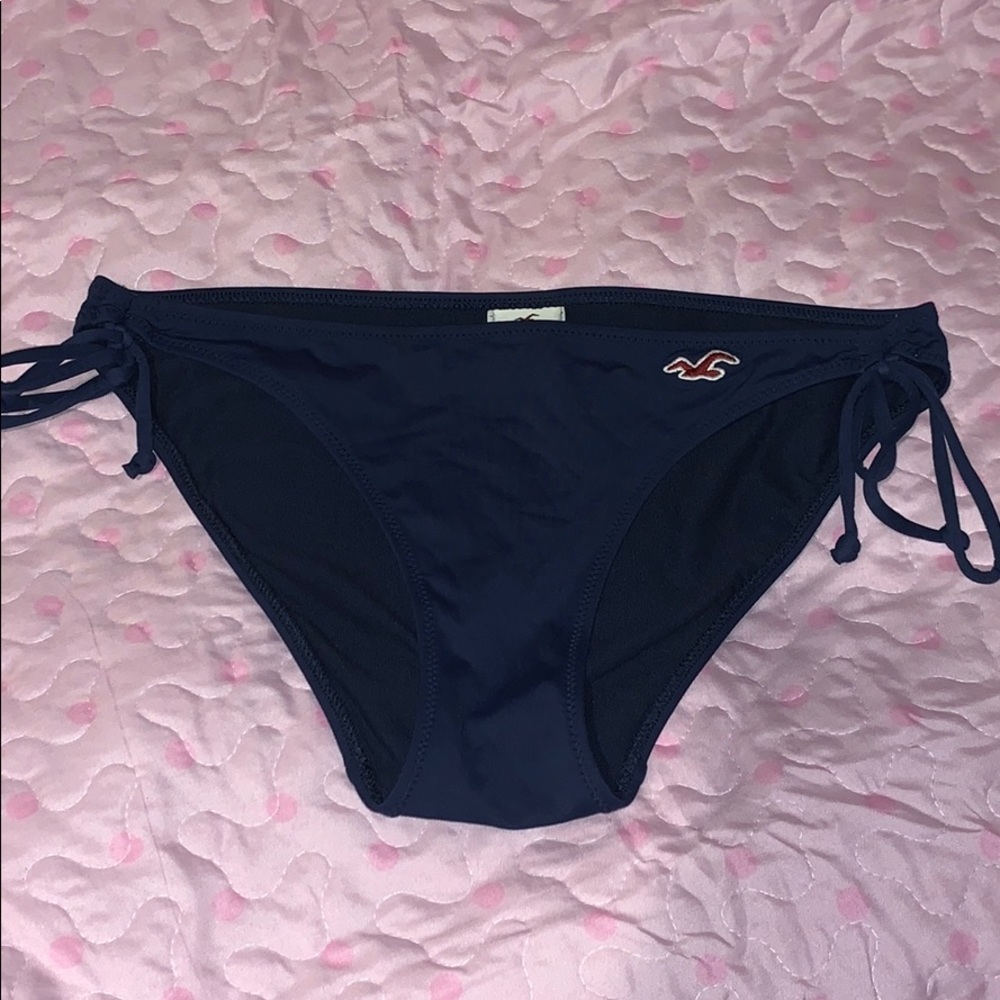 hollister bikini bottoms size medium